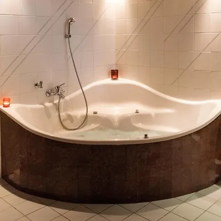 Beautyd Red Centrum Gullegem Bed & Breakfast *